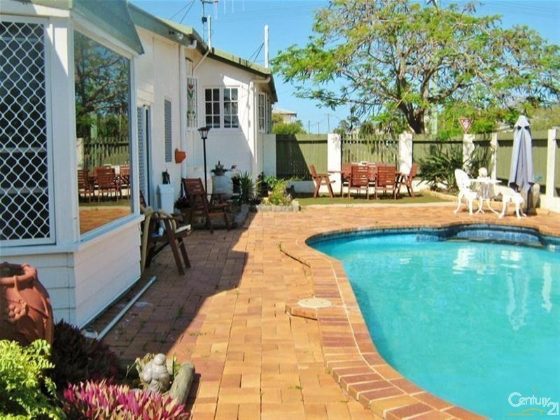 171 Targo Street, Walkervale QLD 4670