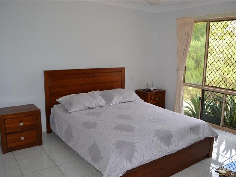 5 Green Avenue, Branyan QLD 4670