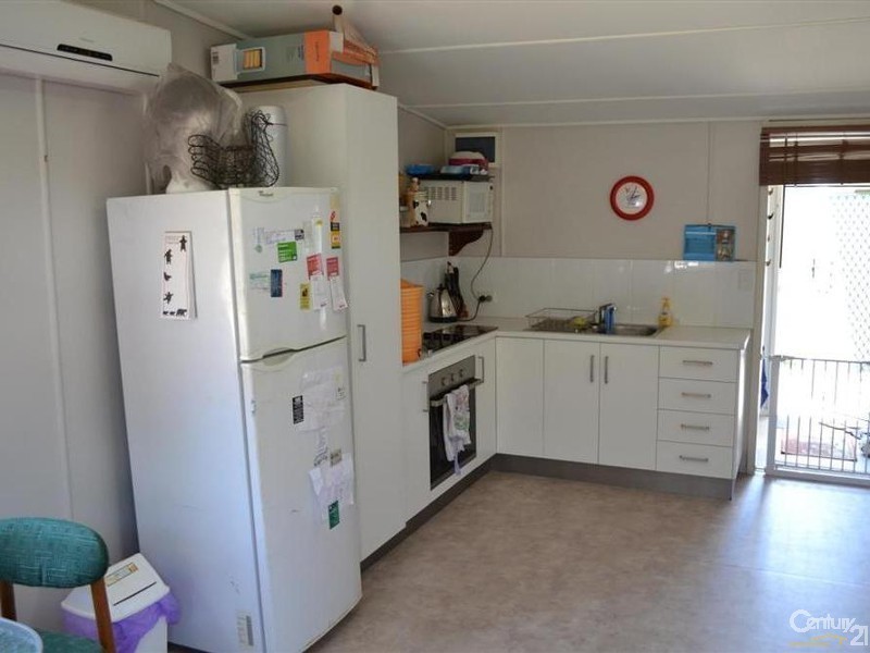 4/77 Avoca Street, Millbank QLD 4670