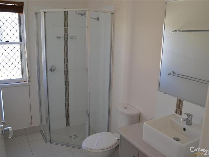 2/28 Curtis Street, Bundaberg South QLD 4670