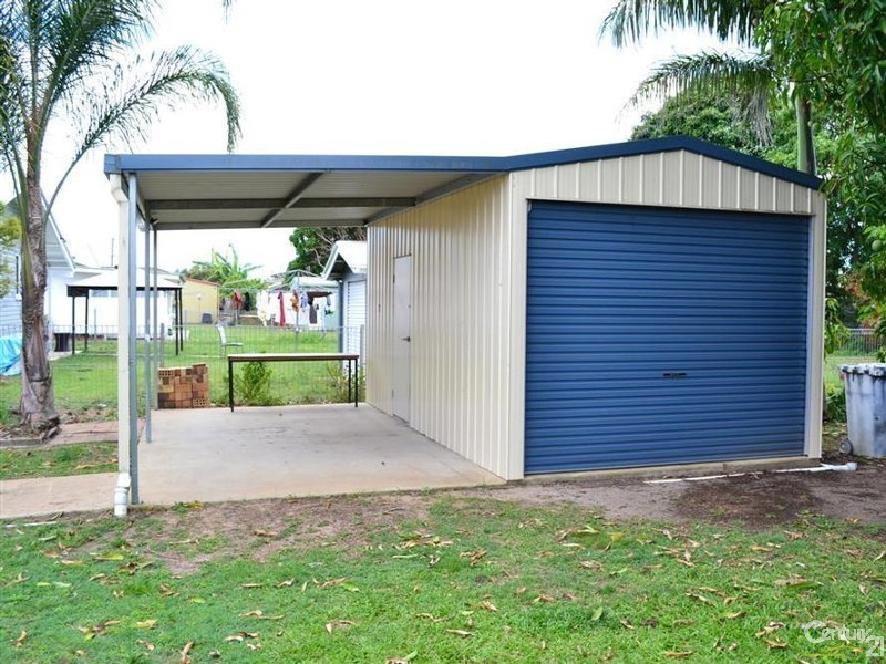 6 Hussey Street, Avenell Heights QLD 4670