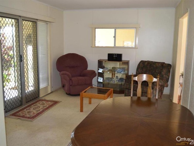 6 Hussey Street, Avenell Heights QLD 4670