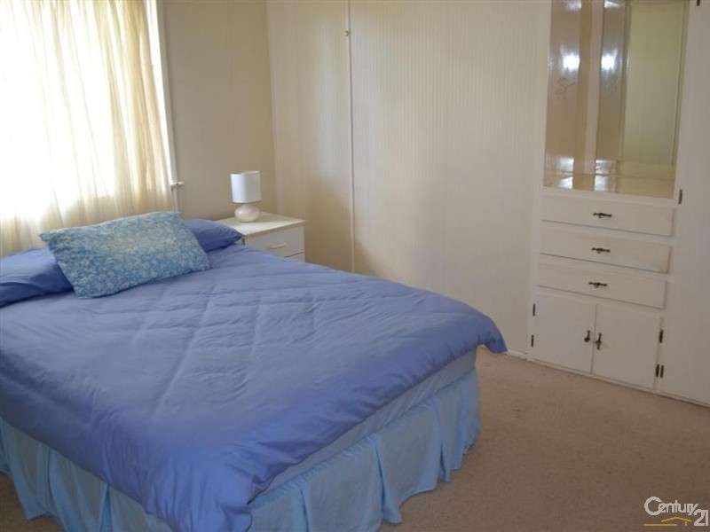 6 Hussey Street, Avenell Heights QLD 4670