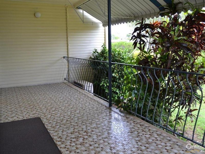 6 Hussey Street, Avenell Heights QLD 4670