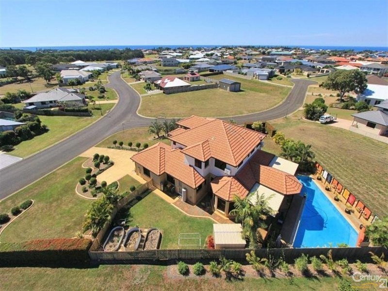 10 Janet Court, Coral Cove QLD 4670