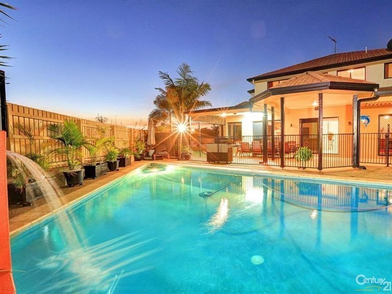 10 Janet Court, Coral Cove QLD 4670