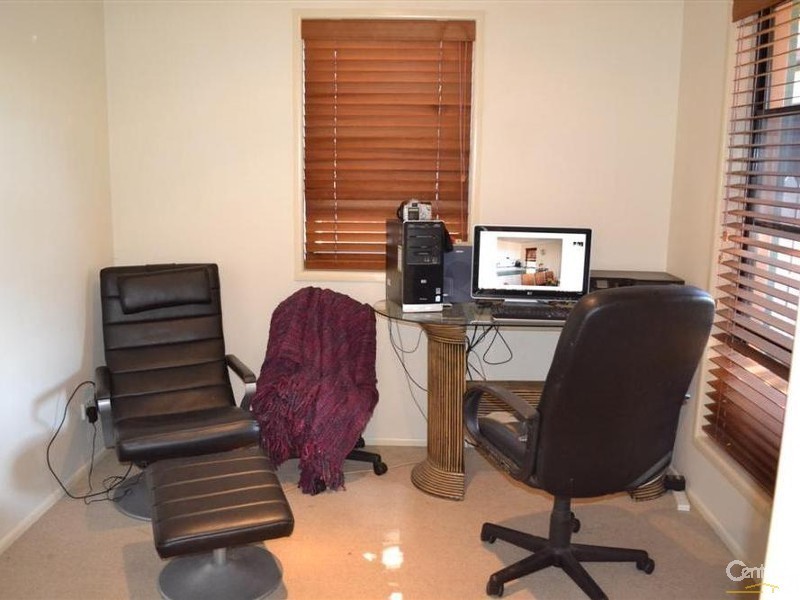 1/5 Chantelle Circuit, Coral Cove QLD 4670