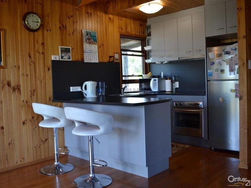 409 Riverview Road, Elliott Heads QLD 4670