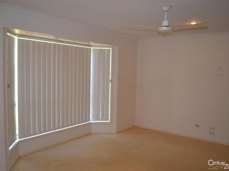 2 Rodgers Street, Avoca QLD 4670