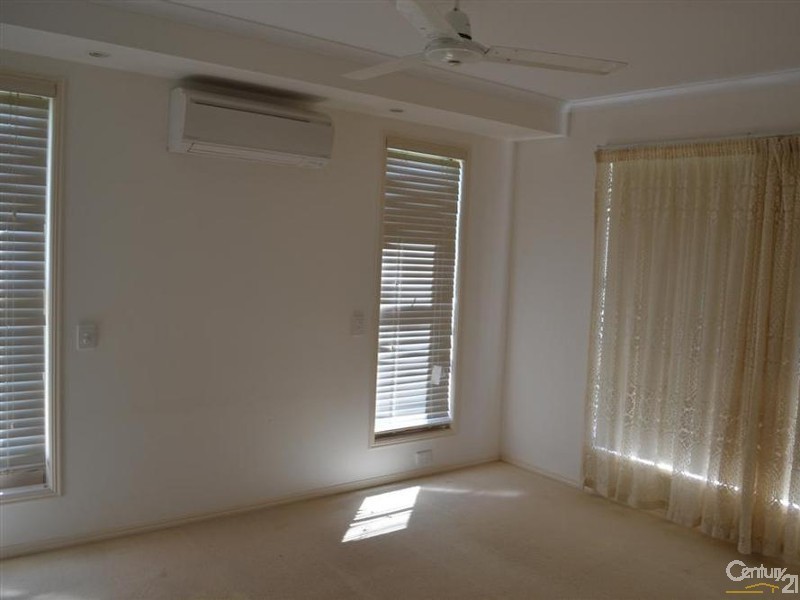 2 Rodgers Street, Avoca QLD 4670