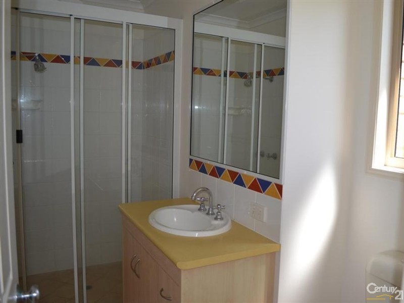 2 Rodgers Street, Avoca QLD 4670