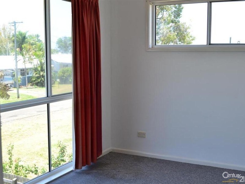 47 Ocean Street, Burnett Heads QLD 4670