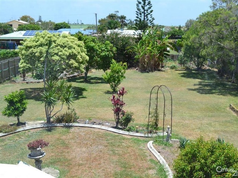 47 Ocean Street, Burnett Heads QLD 4670