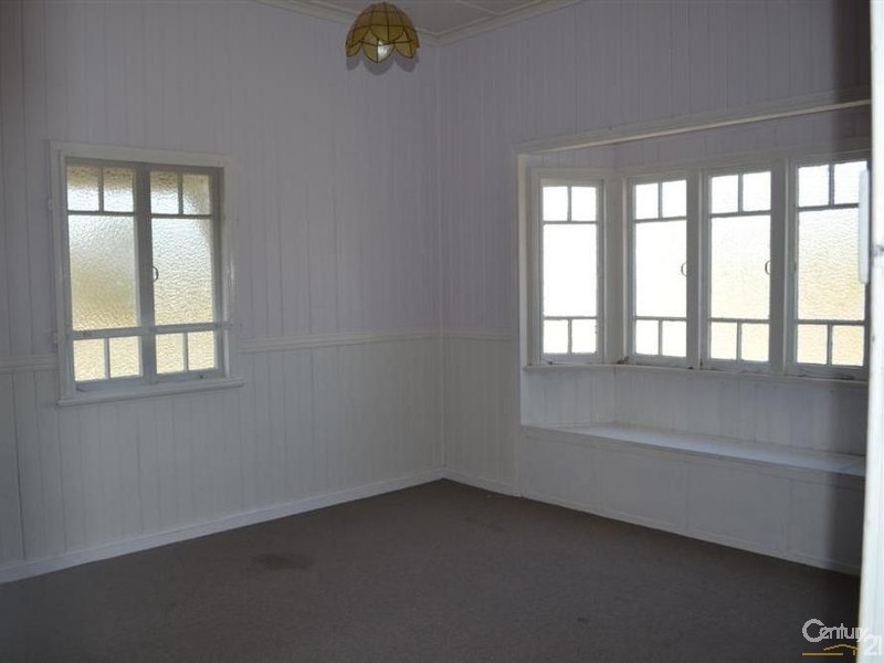 26 Bernborough Boulevard, Branyan QLD 4670