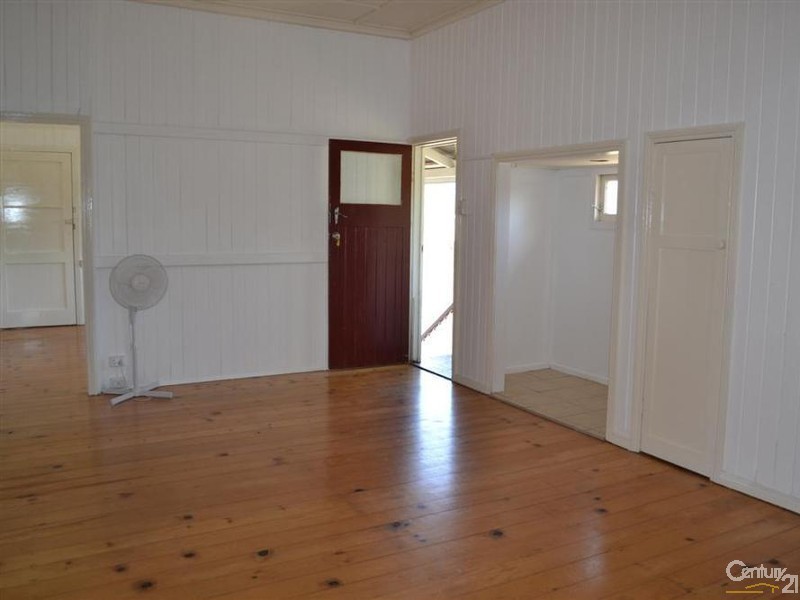 26 Bernborough Boulevard, Branyan QLD 4670