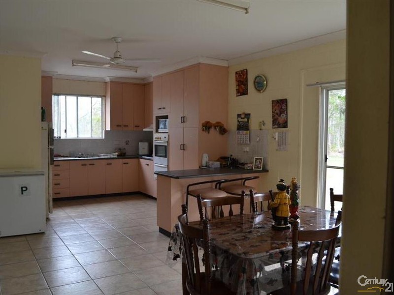 1264 Childers Road, Branyan QLD 4670