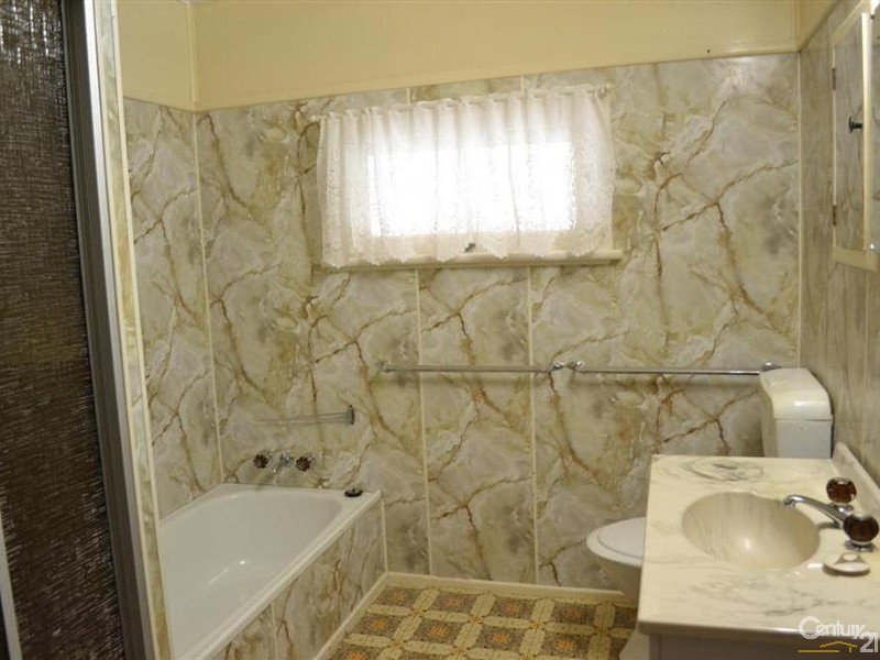 172 Barolin Street, Walkervale QLD 4670