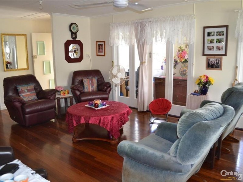 35 Baker Street, Kepnock QLD 4670