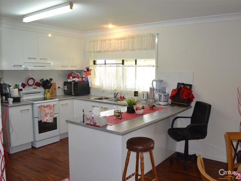 21 Phillips Street, Bundaberg North QLD 4670