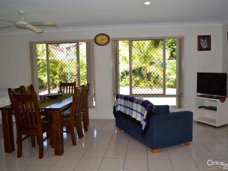 12 Carrara Court, Avoca QLD 4670