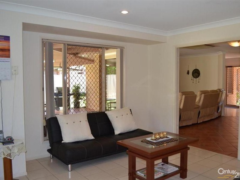 12 Carrara Court, Avoca QLD 4670