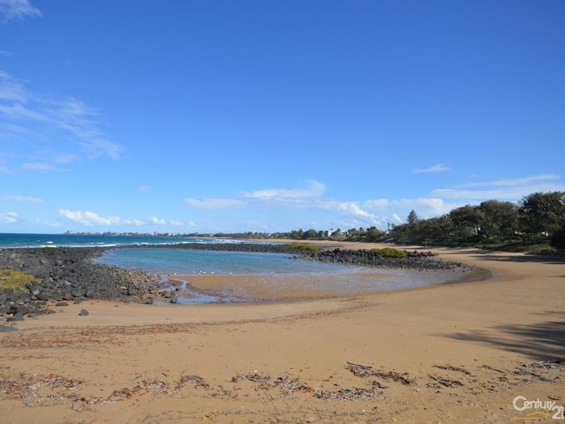 8/2 Baxter Street, Bargara QLD 4670