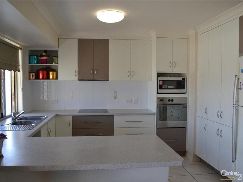 6/45 Thabeban Street, Avenell Heights QLD 4670