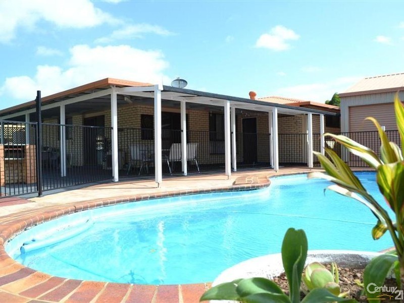 132 Davidson Street, Bargara QLD 4670