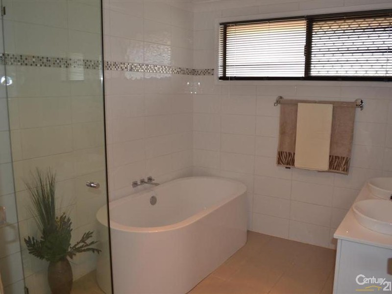 132 Davidson Street, Bargara QLD 4670