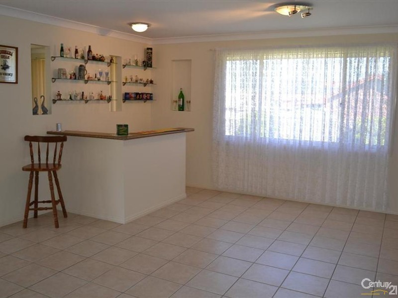 10 Marine Terrace, Burnett Heads QLD 4670