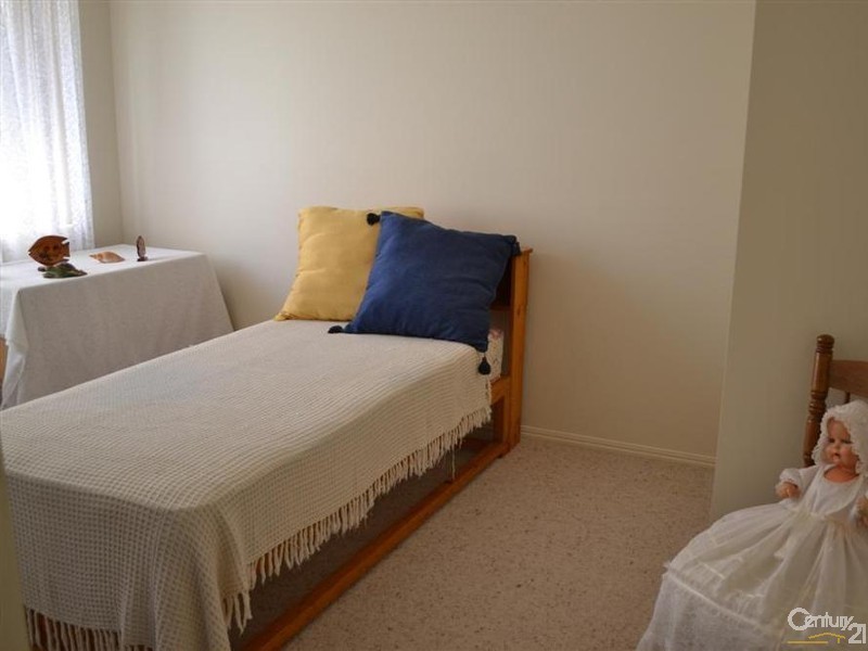 10 Marine Terrace, Burnett Heads QLD 4670