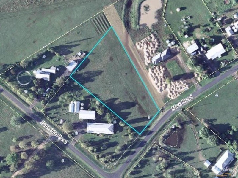 3 Mark Road, Branyan QLD 4670