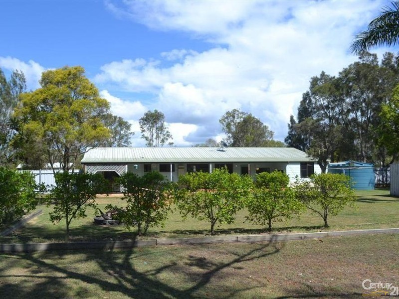 3 Bush Road, Branyan QLD 4670