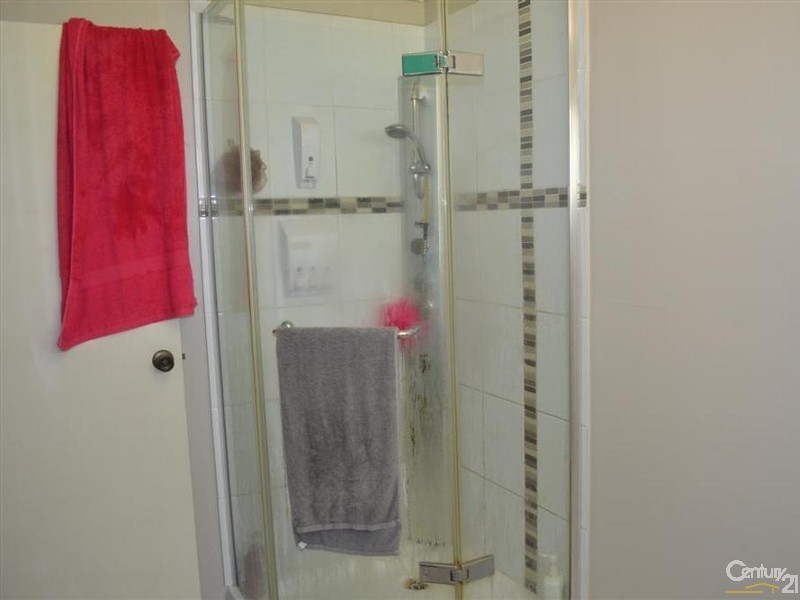 3 Bush Road, Branyan QLD 4670