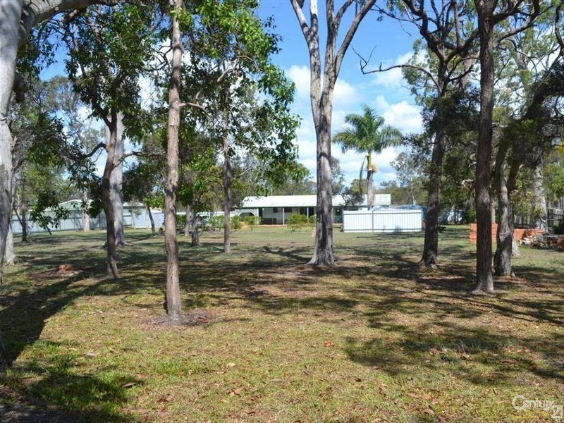 3 Bush Road, Branyan QLD 4670