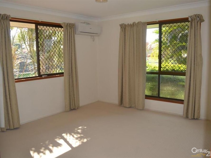 30 Smiths Road, Avoca QLD 4670