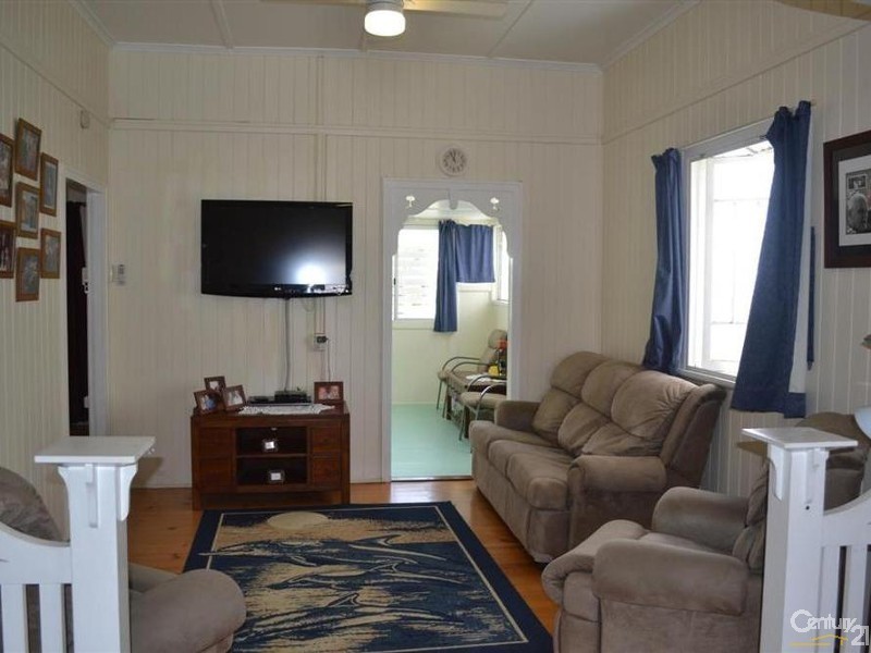 8 Kensington Street, Norville QLD 4670