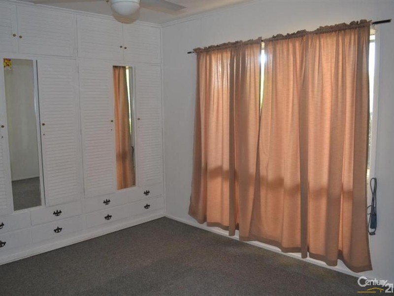 6 Kingsford Street, Kalkie QLD 4670