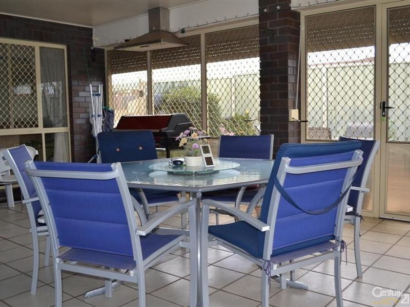 3 Southern Cross Drive, Avoca QLD 4670