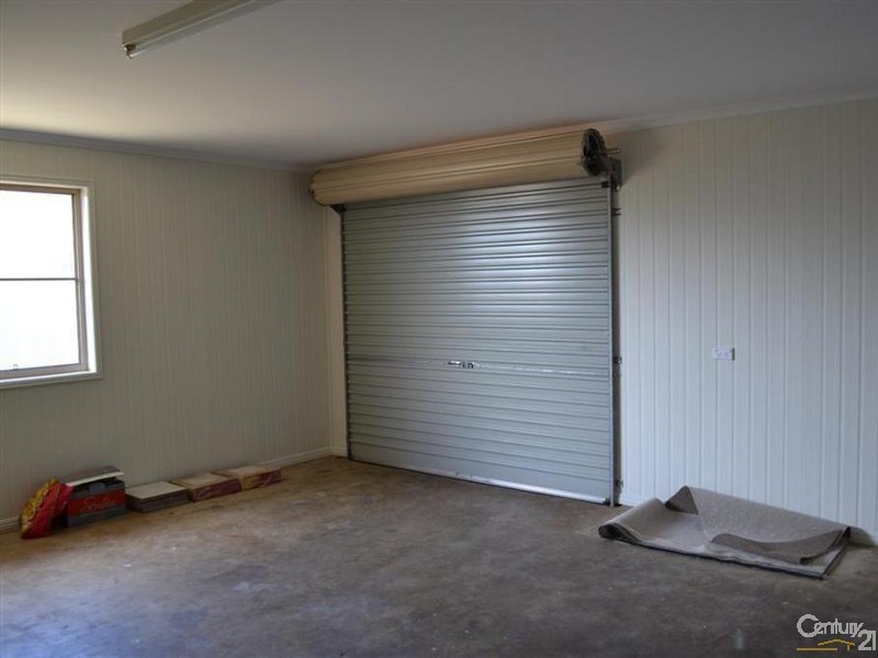 7 Finbay Avenue, Avoca QLD 4670