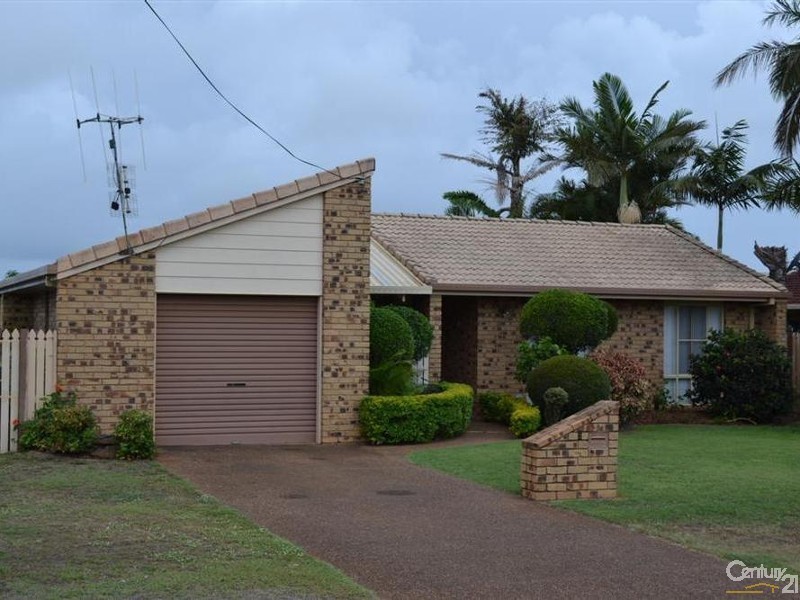 3 Rehbein Avenue, Qunaba QLD 4670