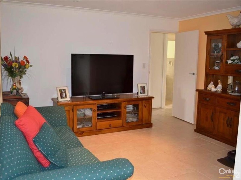 3 Rehbein Avenue, Qunaba QLD 4670