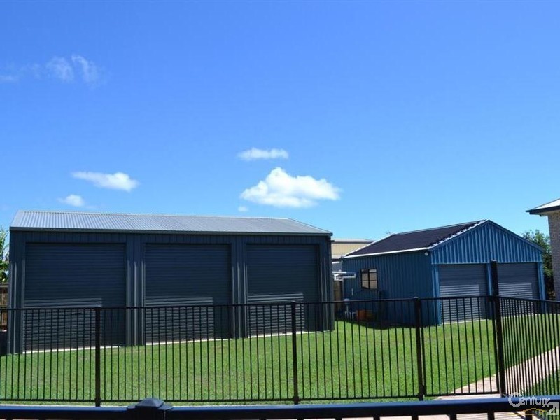 22 Neptune Street, Burnett Heads QLD 4670