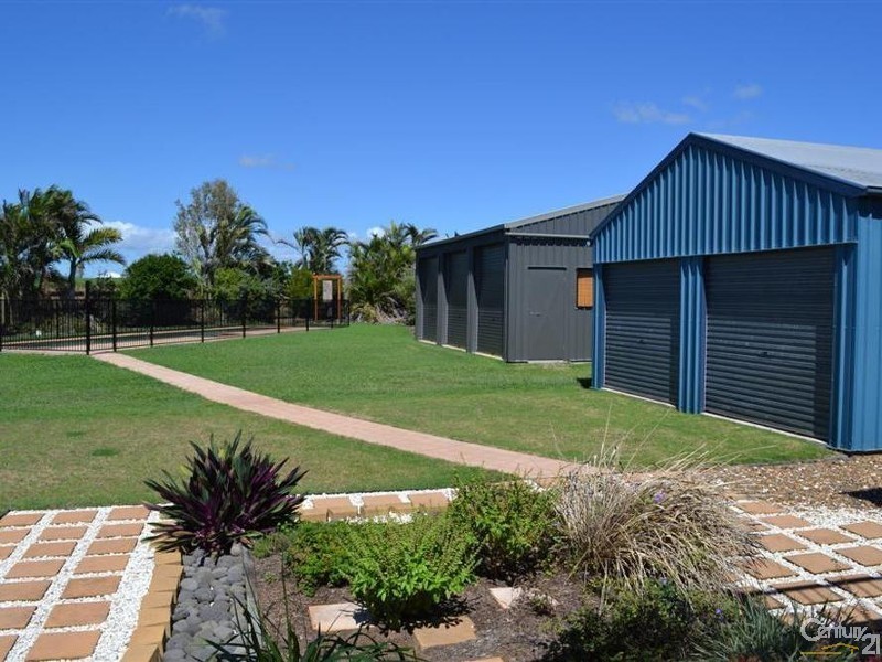 22 Neptune Street, Burnett Heads QLD 4670