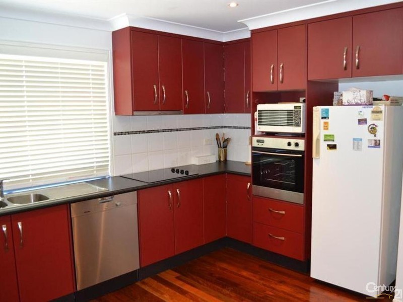 22 Neptune Street, Burnett Heads QLD 4670