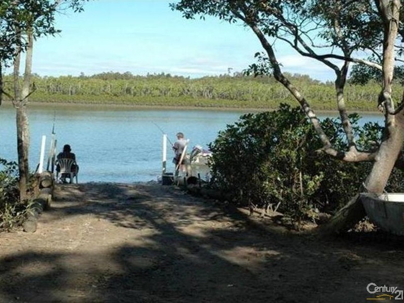 8 Victoria Street, Miara QLD 4673