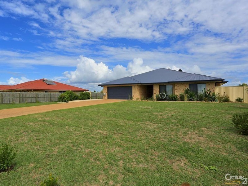 3 Whitesails Court, Innes Park QLD 4670