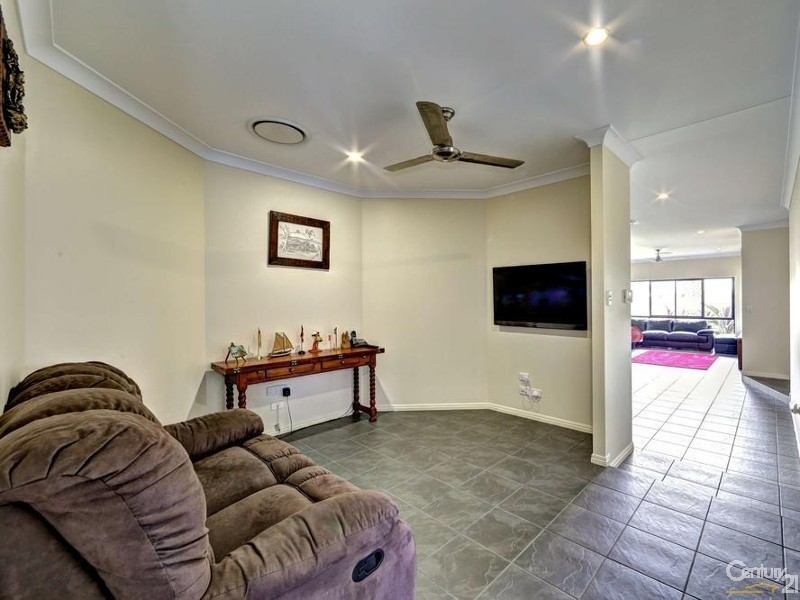 3 Whitesails Court, Innes Park QLD 4670