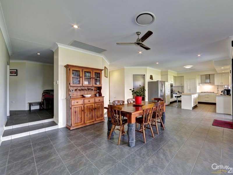 3 Whitesails Court, Innes Park QLD 4670