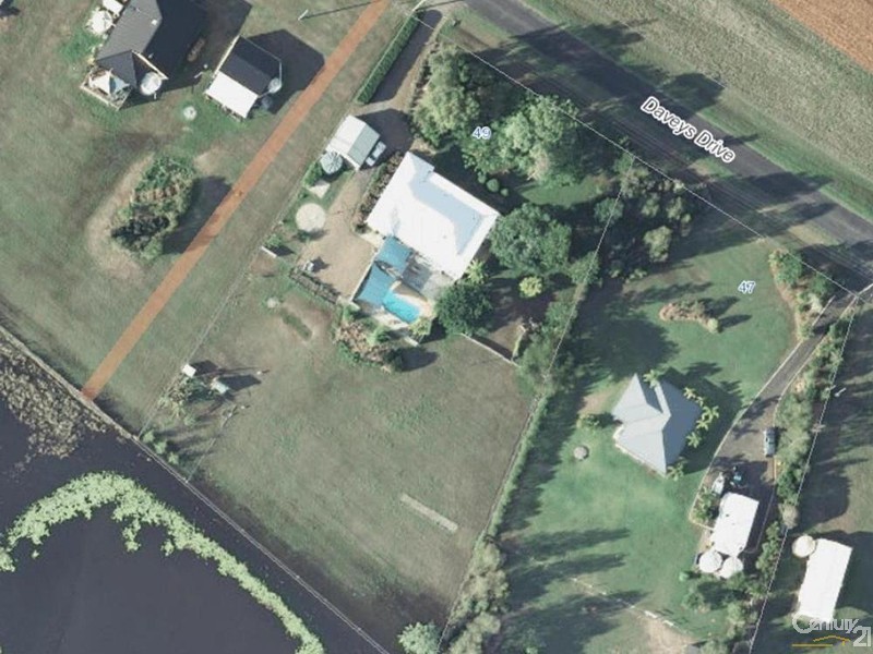 49 Daveys Drive, Branyan QLD 4670